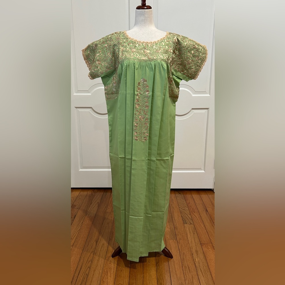 XL San Antonino Maxi Dress,Oax,Mexican dress Hand Embroidered with Silk threads.